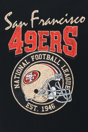 New Era San Francisco 49ers NFL Helmet Graphic Black Short Sleeve T-Shirt