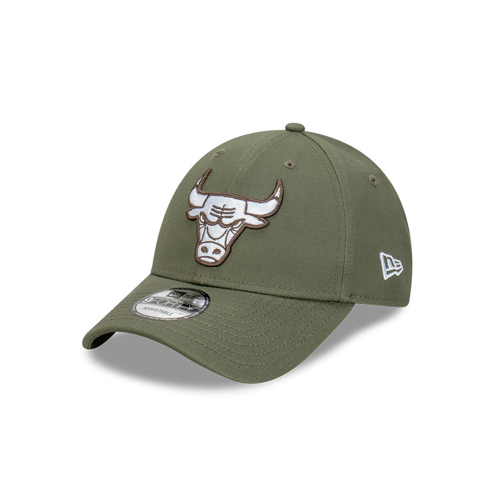 New Era 9FORTY Chicago Bulls Dark Olive Adjustable Snapback Cap