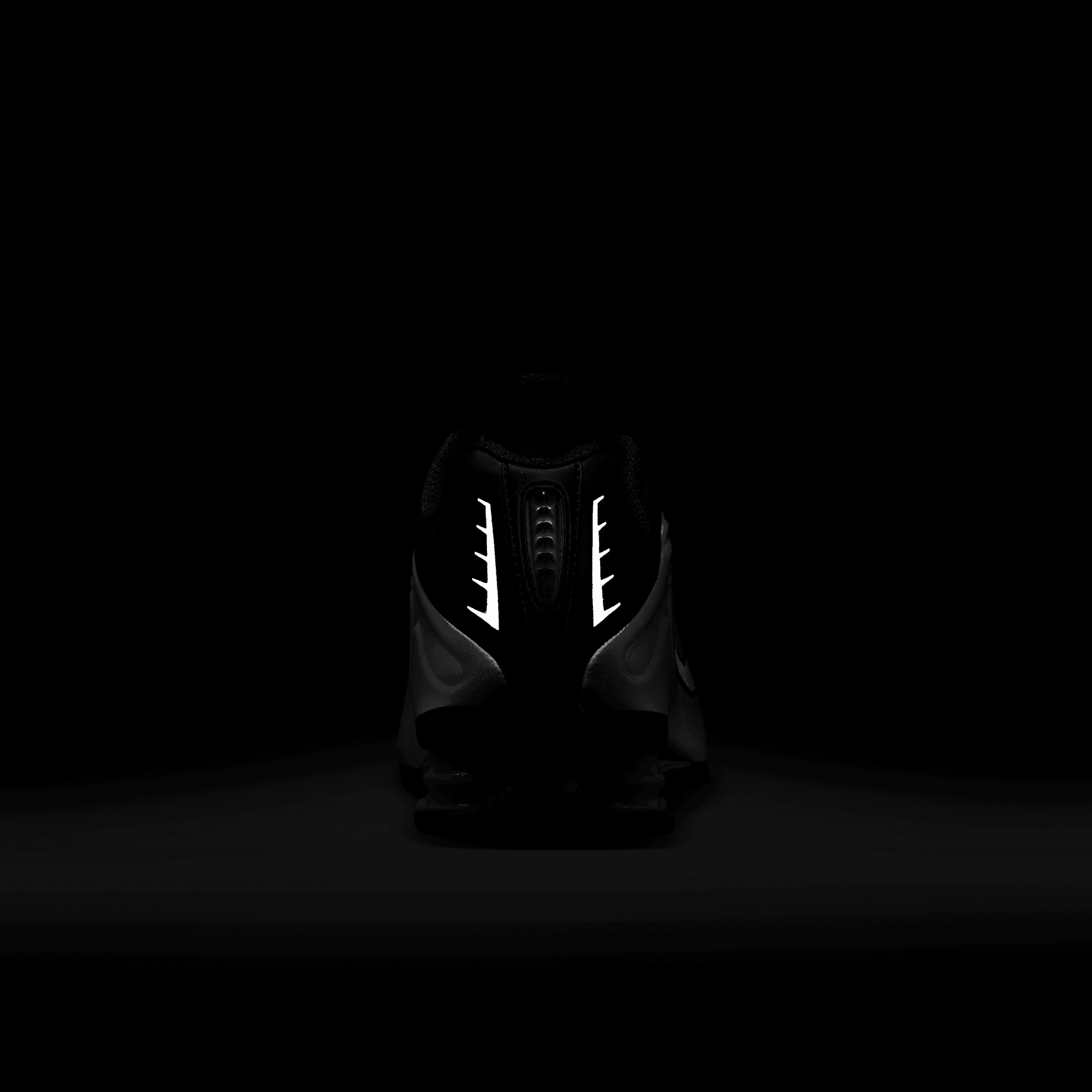 Nike Women's Shox R4 Shoes