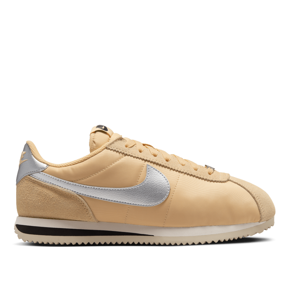 Nike cortez female shop