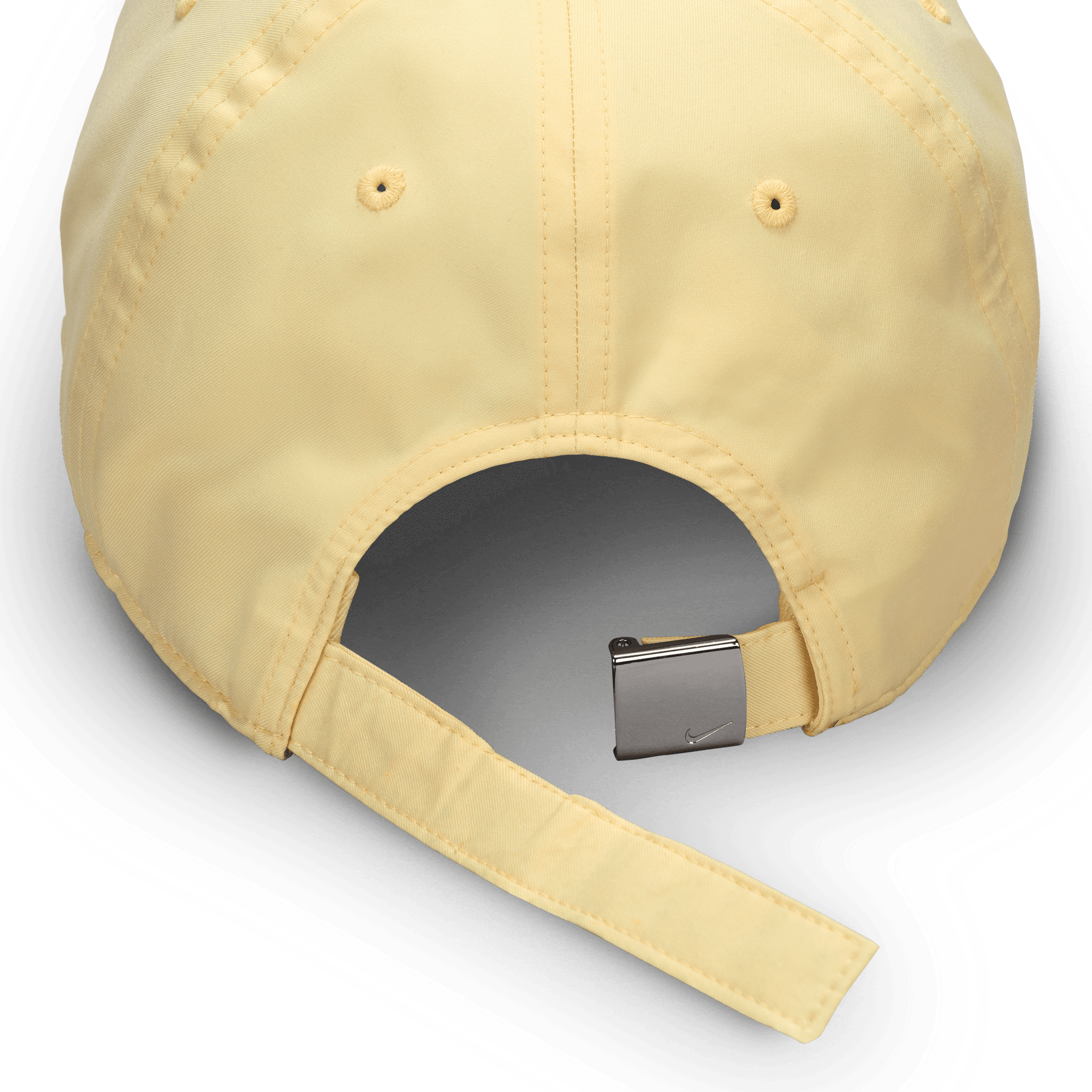 Nike Dri-FIT Club Unstructured Metal Swoosh Cap