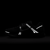 Nike Men's Zoom Vomero 5 Shoes