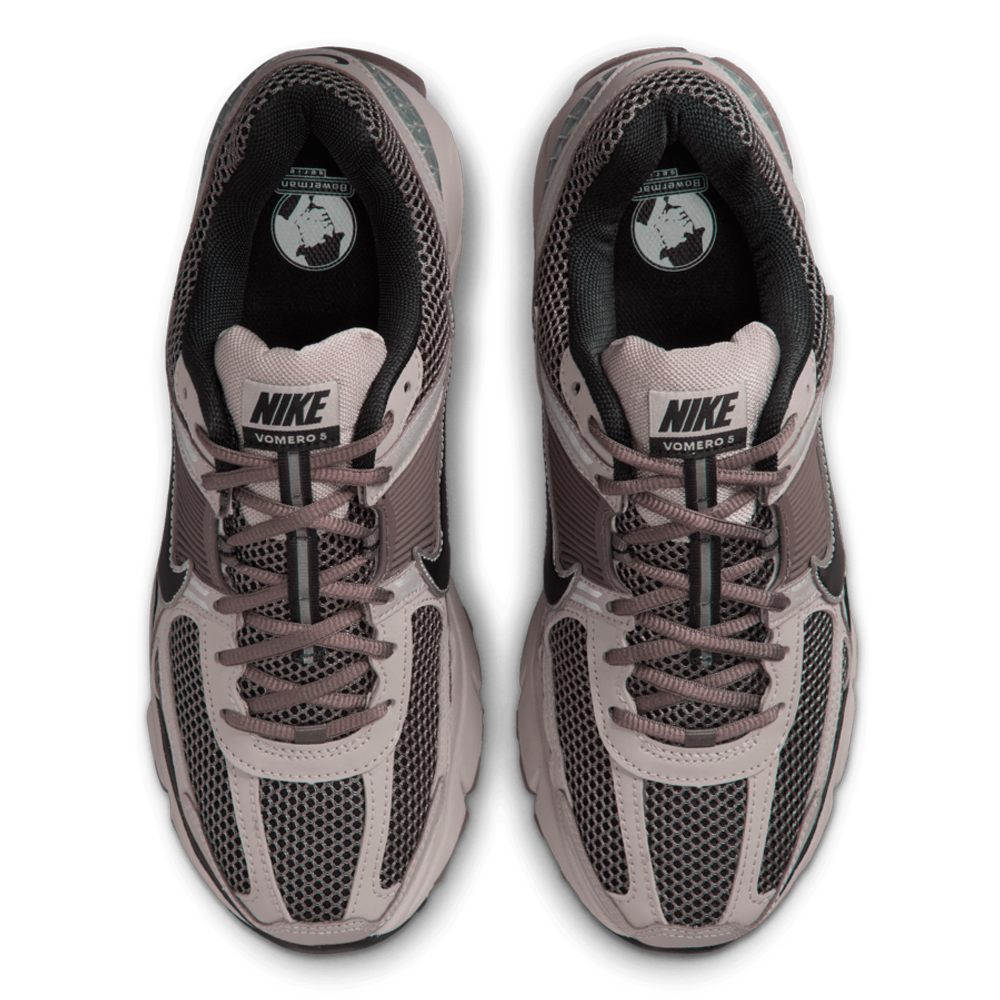 Nike Men's Zoom Vomero 5 Shoes