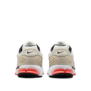 Nike Men's Zoom Vomero 5 Shoes