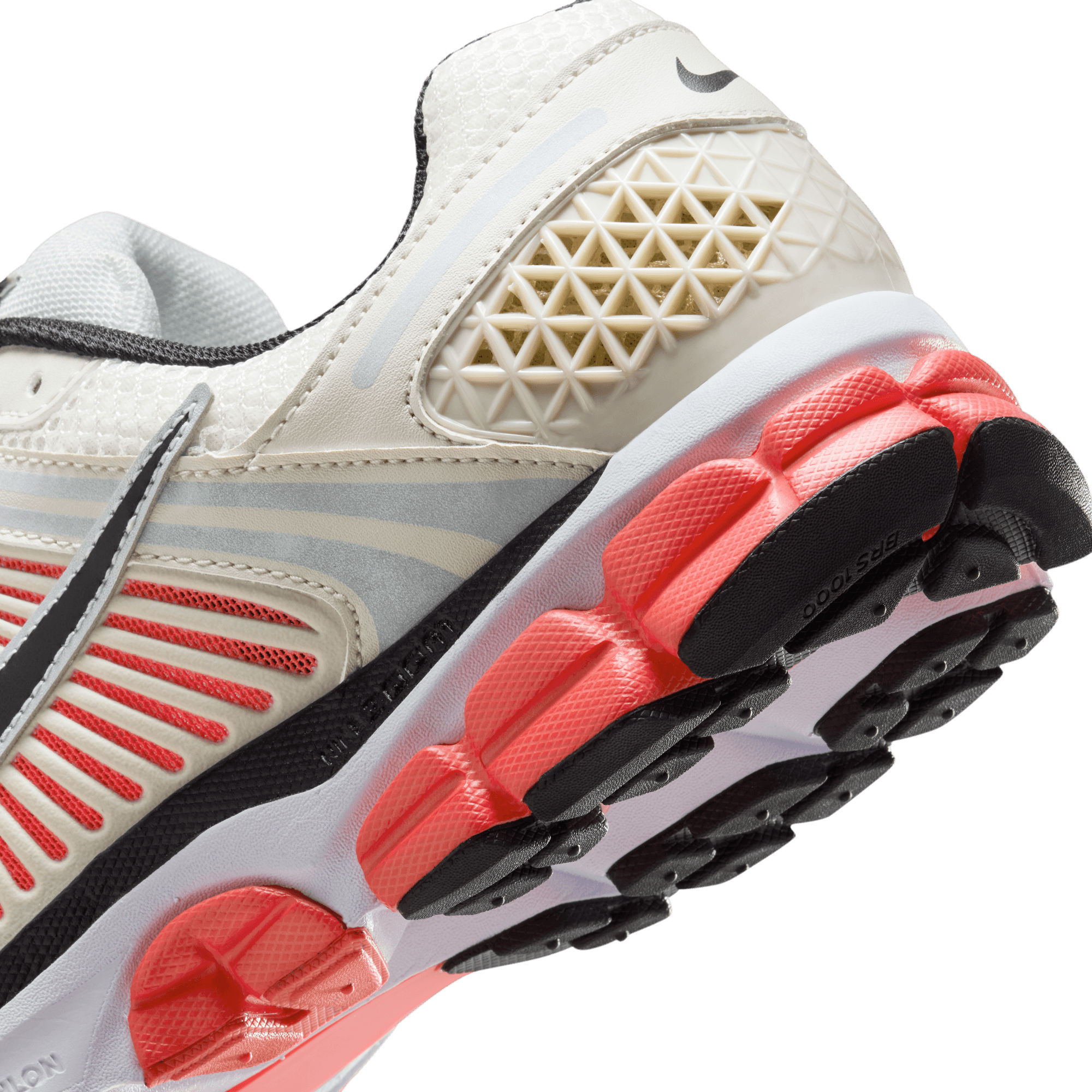 Nike Men's Zoom Vomero 5 Shoes