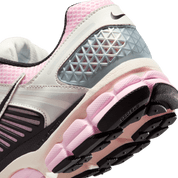 Nike Men's Zoom Vomero 5 Shoes