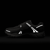 Nike Women's Zoom Vomero 5 Shoes