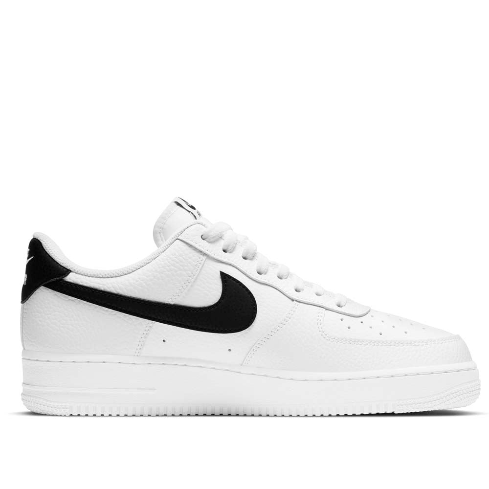 Nike Men's Air Force '07 Shoes White Black urbanAthletics
