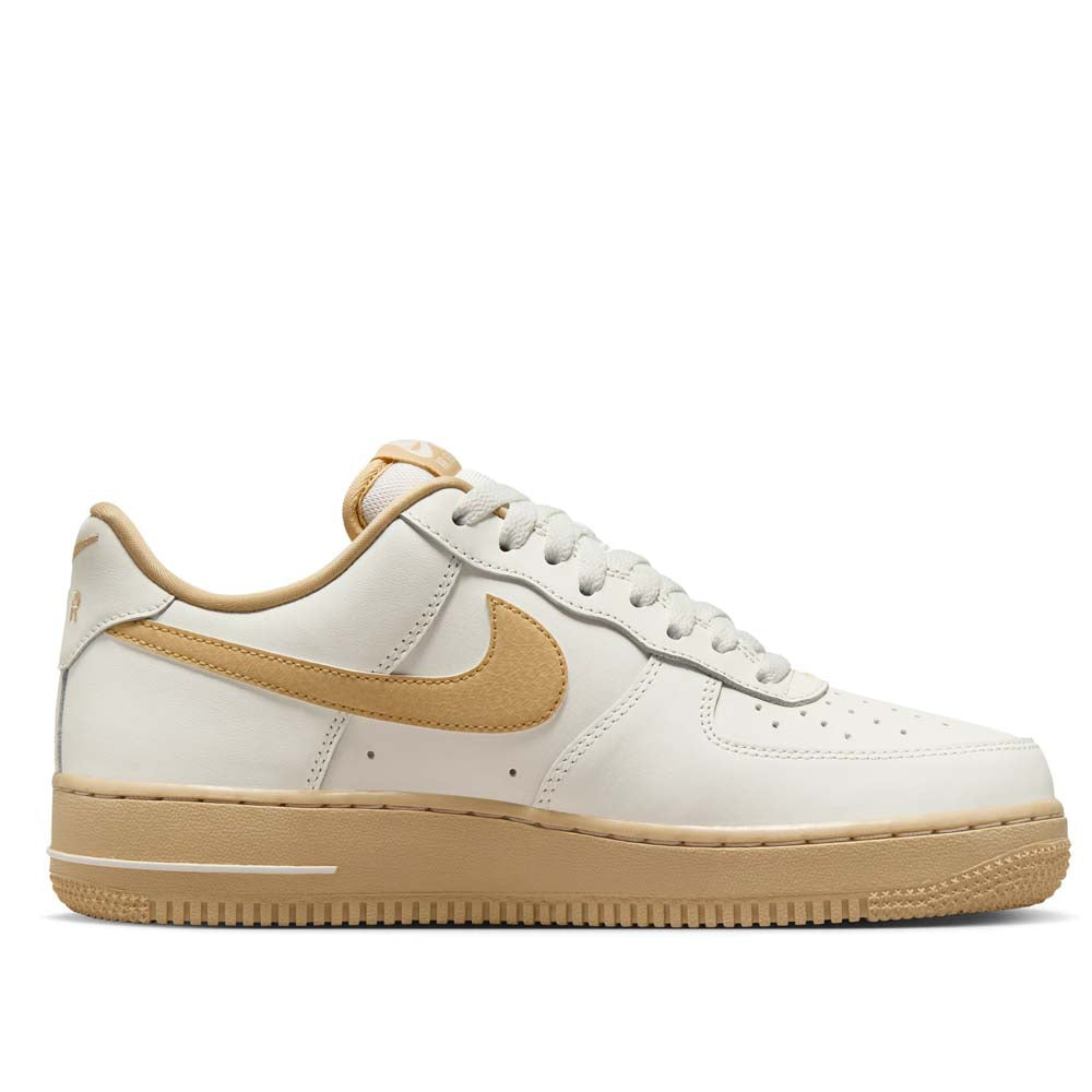 Nike Women's Air Force '07 Shoes White Beige urbanAthletics