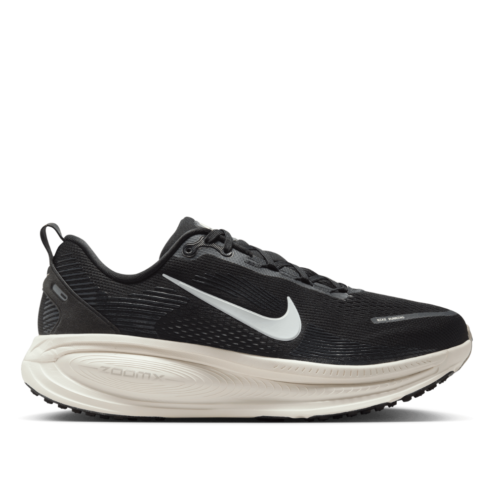 Nike Men's Vomero 18 Wide Running Shoes - Main Image