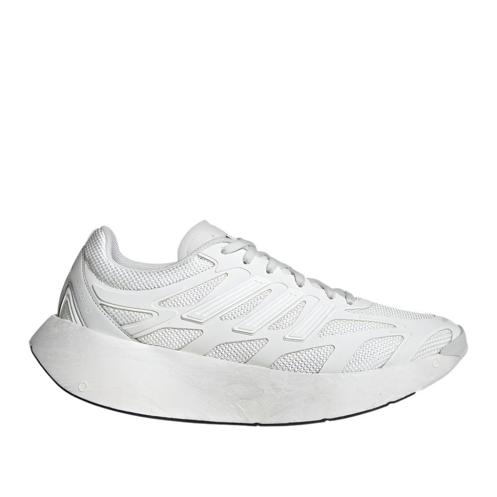 IH0849_1_FOOTWEAR_Photography_SideLateralCenterView_whitecopy.png