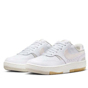 Nike Women's Gamma Force Shoes