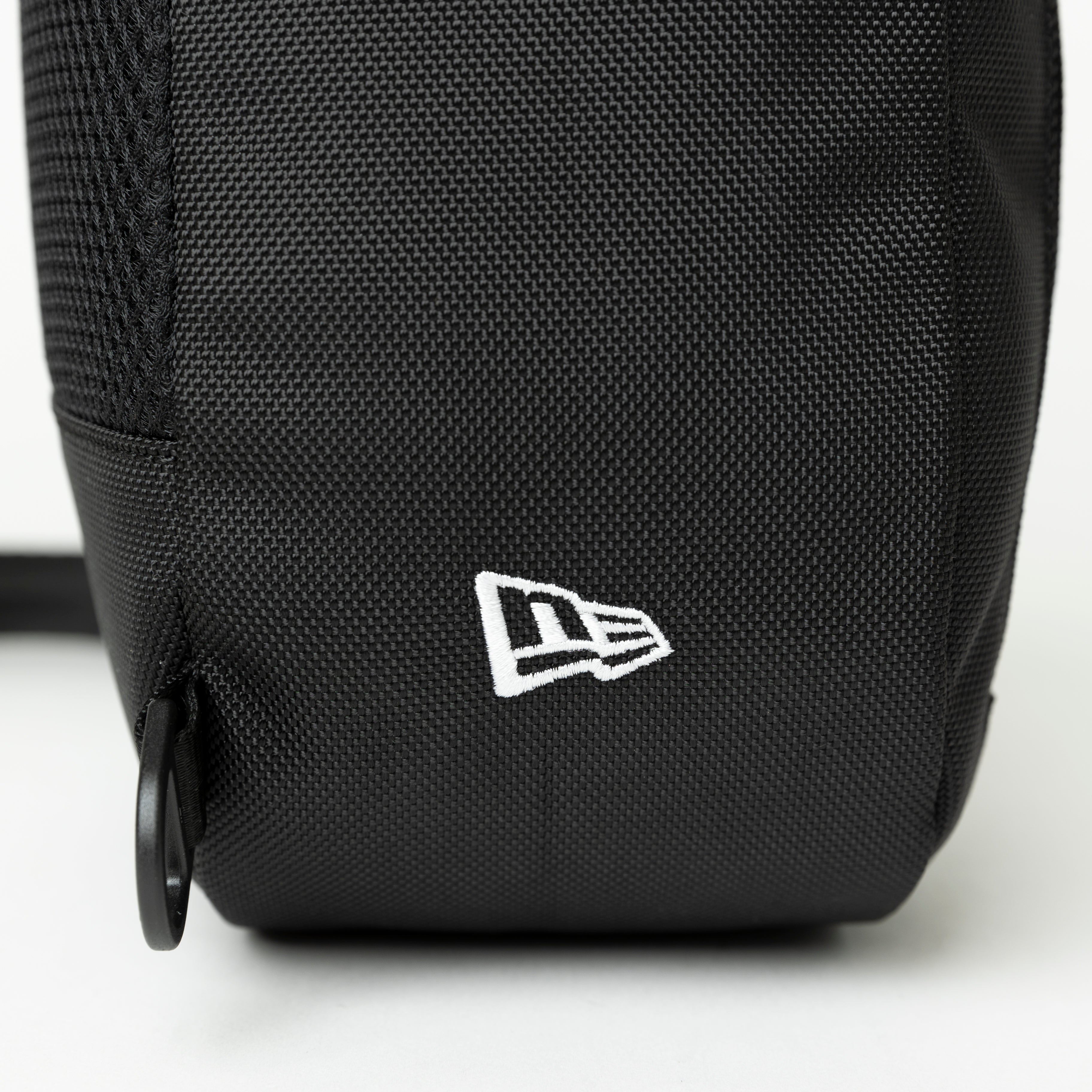 New Era 8L Black Sling Body Bag – urbanAthletics