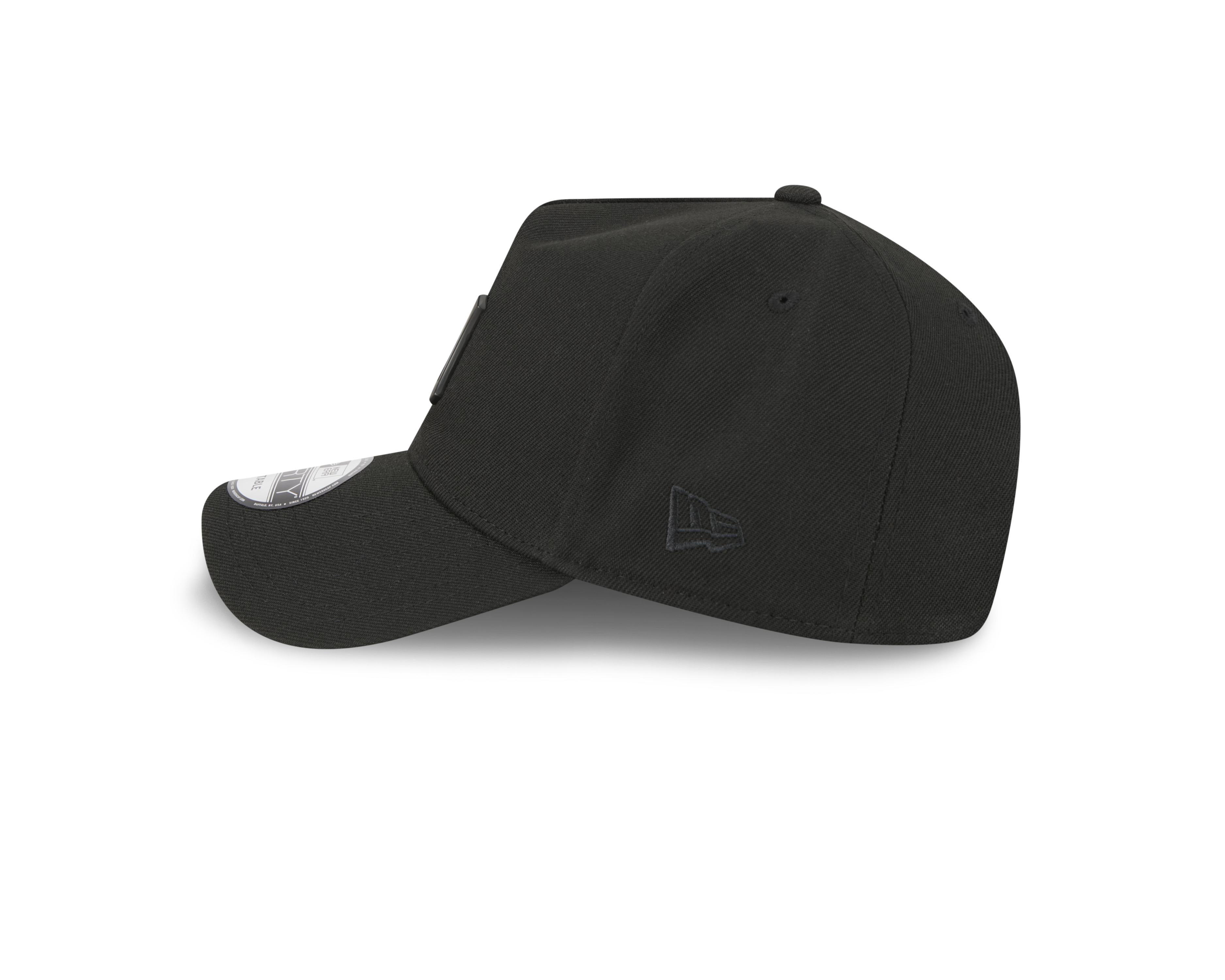 New Era 9FORTY A-Frame New York Yankees Metal Badge Black Adjustable Cap