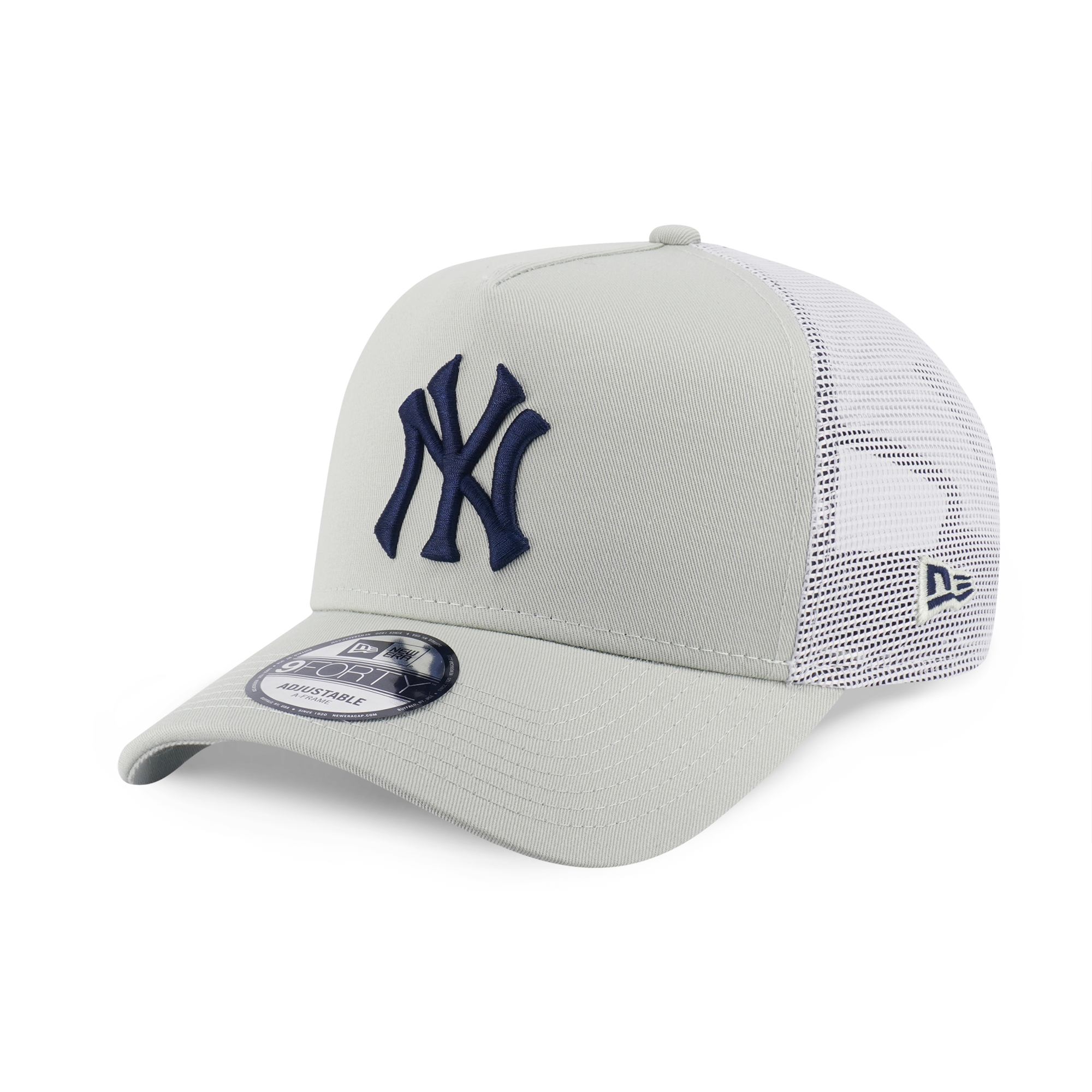 14700335_9FORTY-AF-TRUCKER_FW25_COLOR-ERA-FW25_SOFT-GRASS_3QL.png