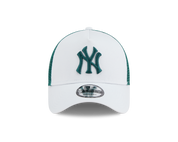 New Era 9FORTY A-Frame New York Yankees Color Era SIlver Snow Green Trucker Adjustable Cap