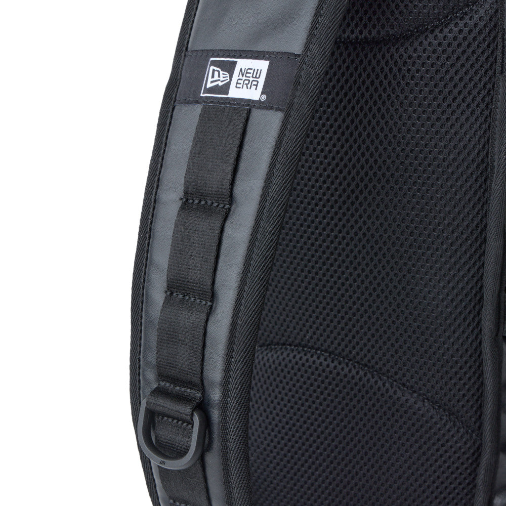New Era Sling body bag 12L Synthetic leather Black