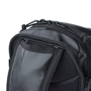 New Era Sling body bag 12L Synthetic leather Black