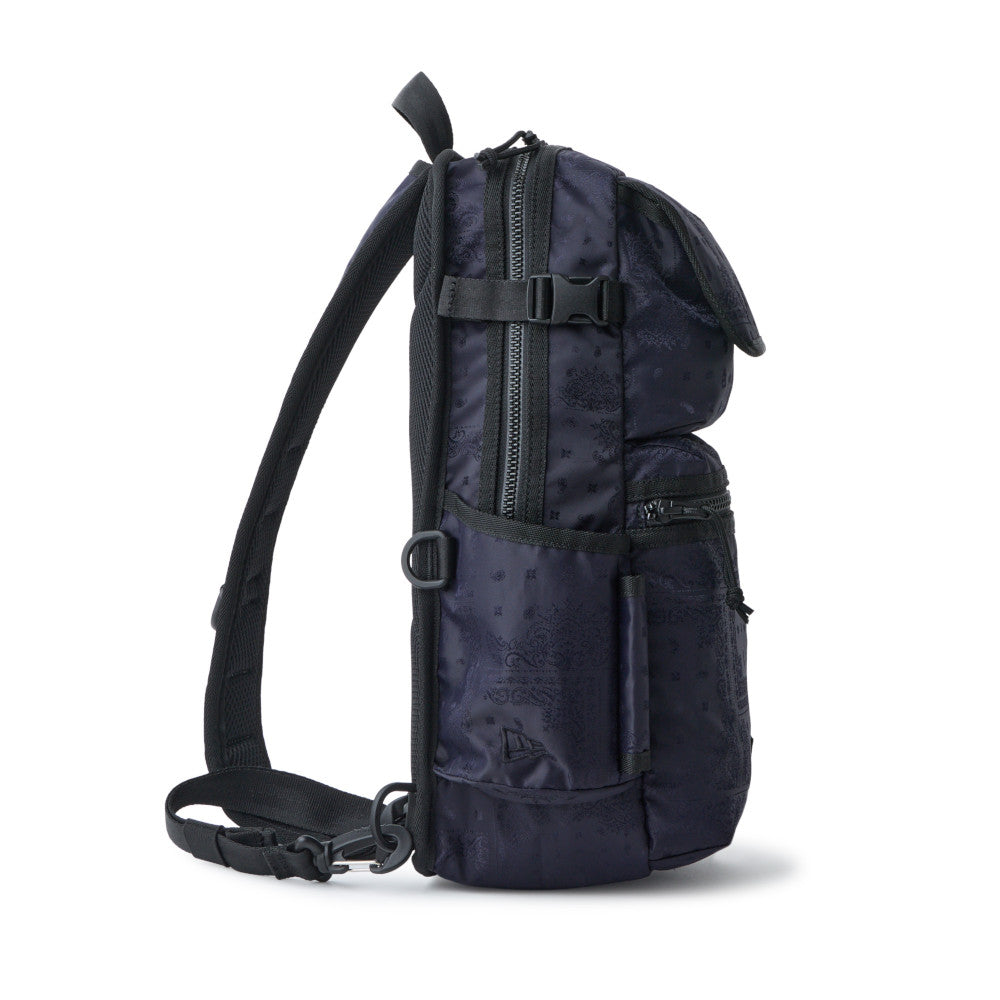 New Era Sling body bag 12L Navy Paisley