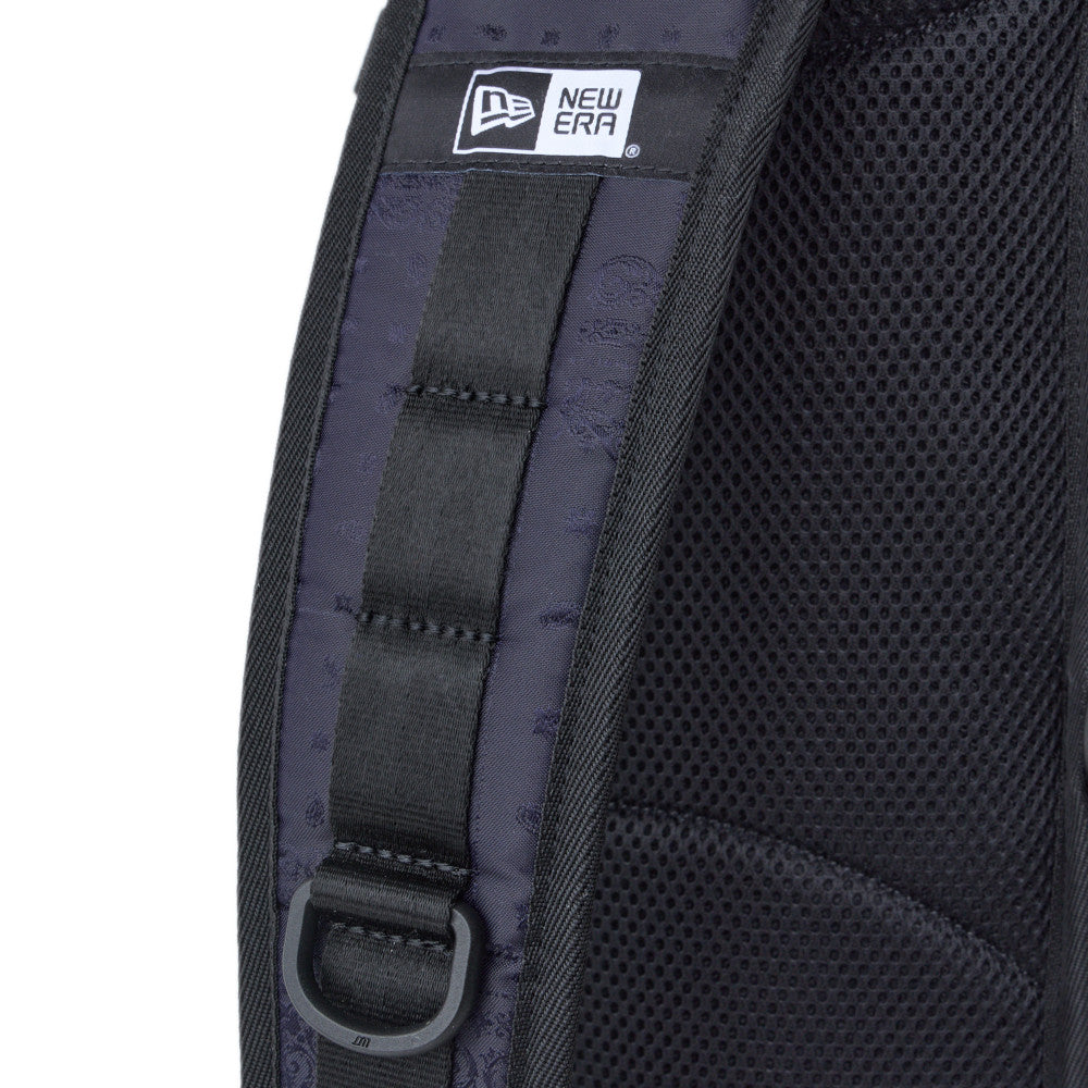 New Era Sling body bag 12L Navy Paisley