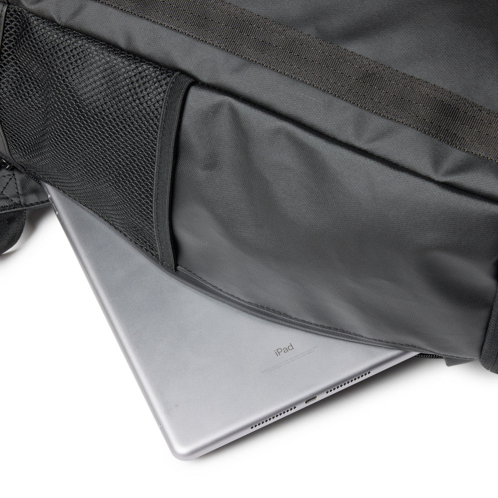 New Era  Box Pack Medium 25L TPU Black