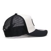New Era 9FORTY A-Frame Round Patch Chrome White Black Trucker Cap