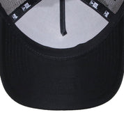 New Era 9FORTY A-Frame Round Patch Chrome White Black Trucker Cap