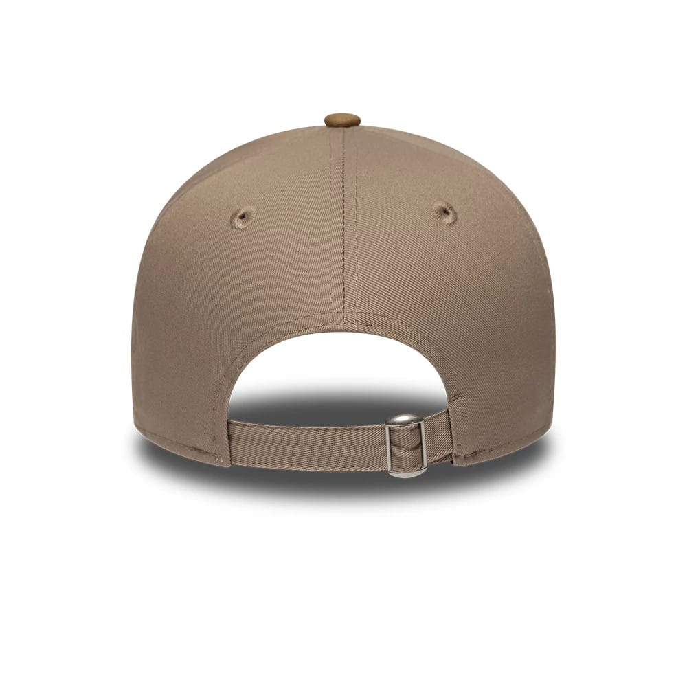 New Era 9FORTY Script Mocha Mousse White Mocha Adjustable Cap
