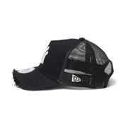 New Era 9FORTY A-Frame New York Yankees Damaged Cap Black Trucker Cap