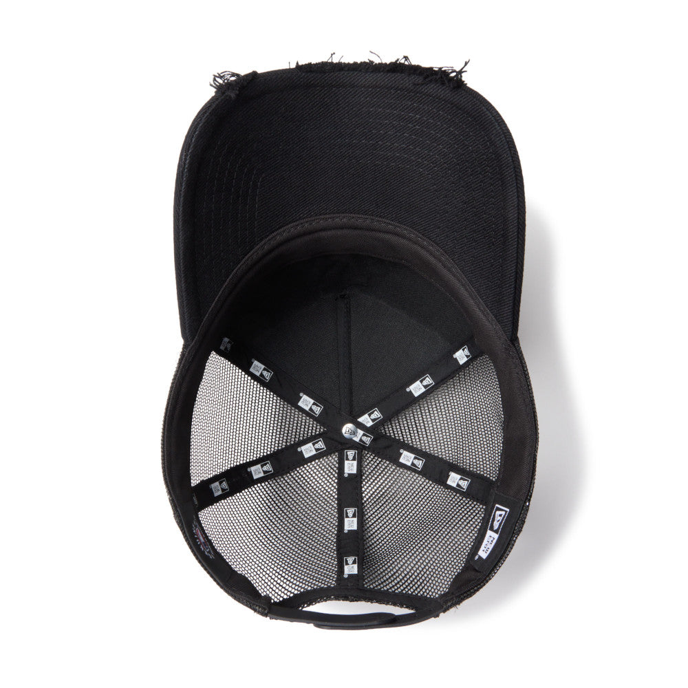 New Era 9FORTY A-Frame New York Yankees Damaged Cap Black Trucker Cap