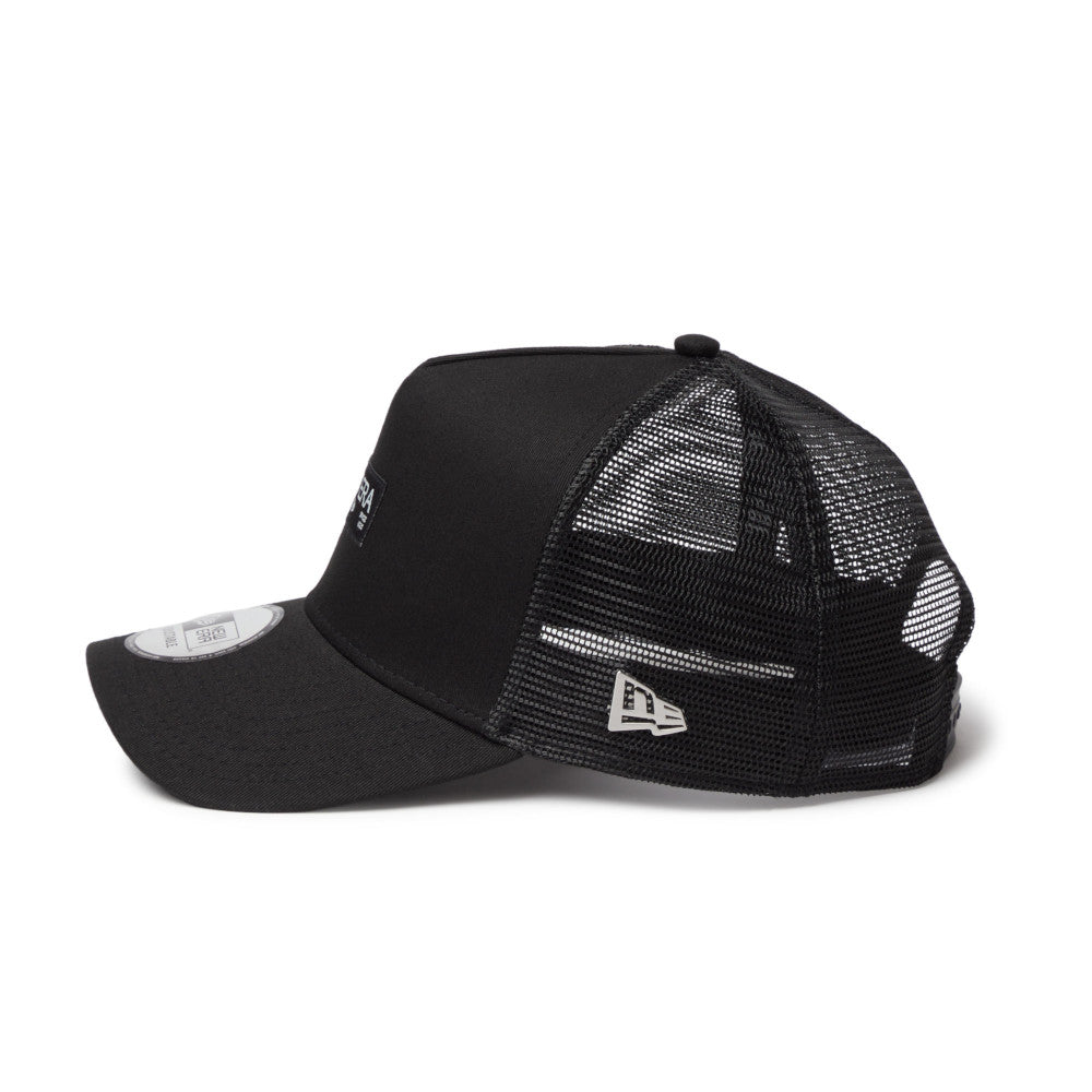 New Era 9FORTY A-Frame Tracker Metal Flag Black Silver Snapback Cap