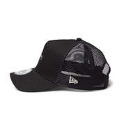 New Era 9FORTY A-Frame Tracker Metal Flag Black Silver Snapback Cap