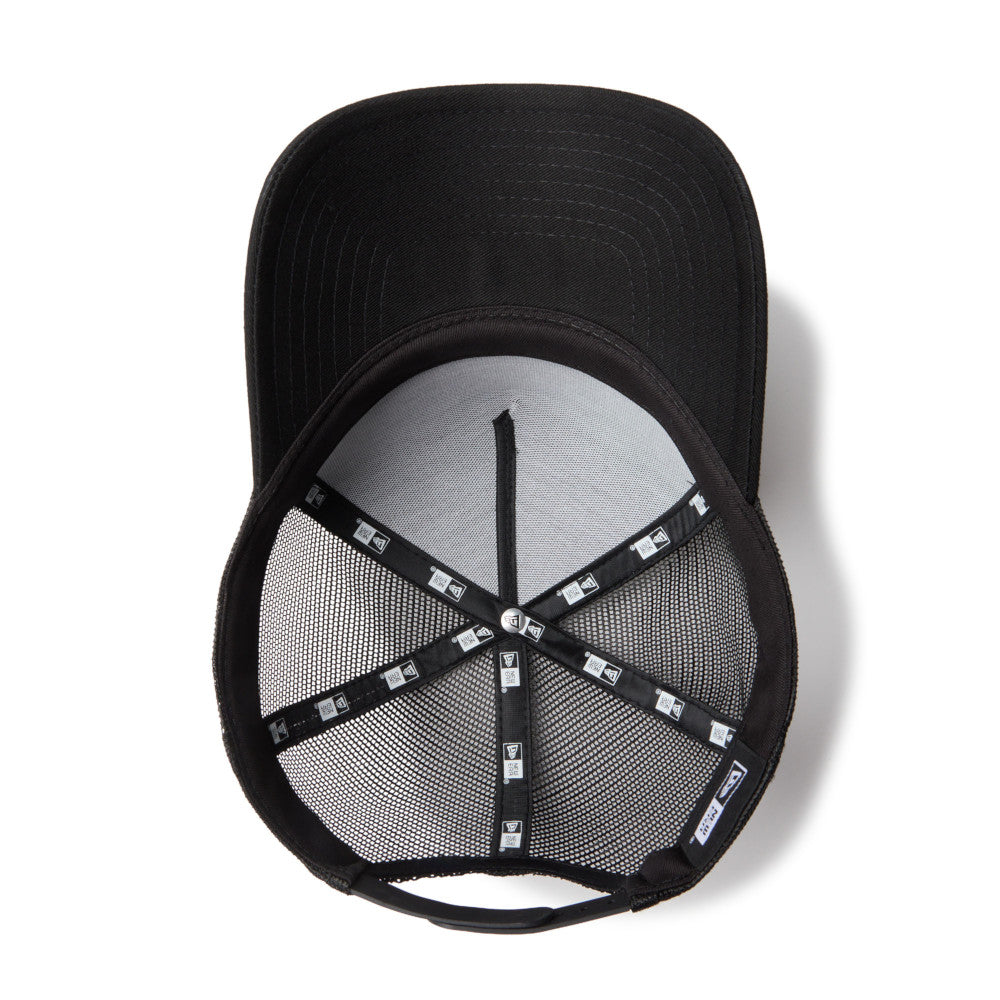 New Era 9FORTY A-Frame Tracker Metal Flag Black Silver Snapback Cap