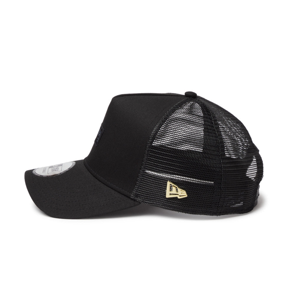 New Era 9FORTY A-Frame Tracker Metal Flag Black Gold Snapback Cap