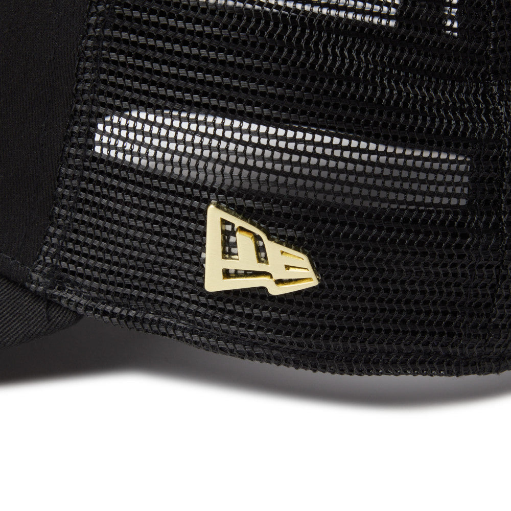 New Era 9FORTY A-Frame Tracker Metal Flag Black Gold Snapback Cap