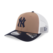 New Era 9SEVENTY New York Yankees Khaki Navy Stretch Snapback Trucker Cap