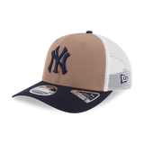 New Era 9SEVENTY New York Yankees Khaki Navy Stretch Snapback Trucker Cap