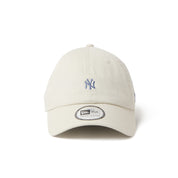 New Era Casual Classic New York Yankees Mini Logo Ivory Adjustable Cap