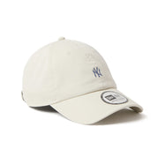 New Era Casual Classic New York Yankees Mini Logo Ivory Adjustable Cap