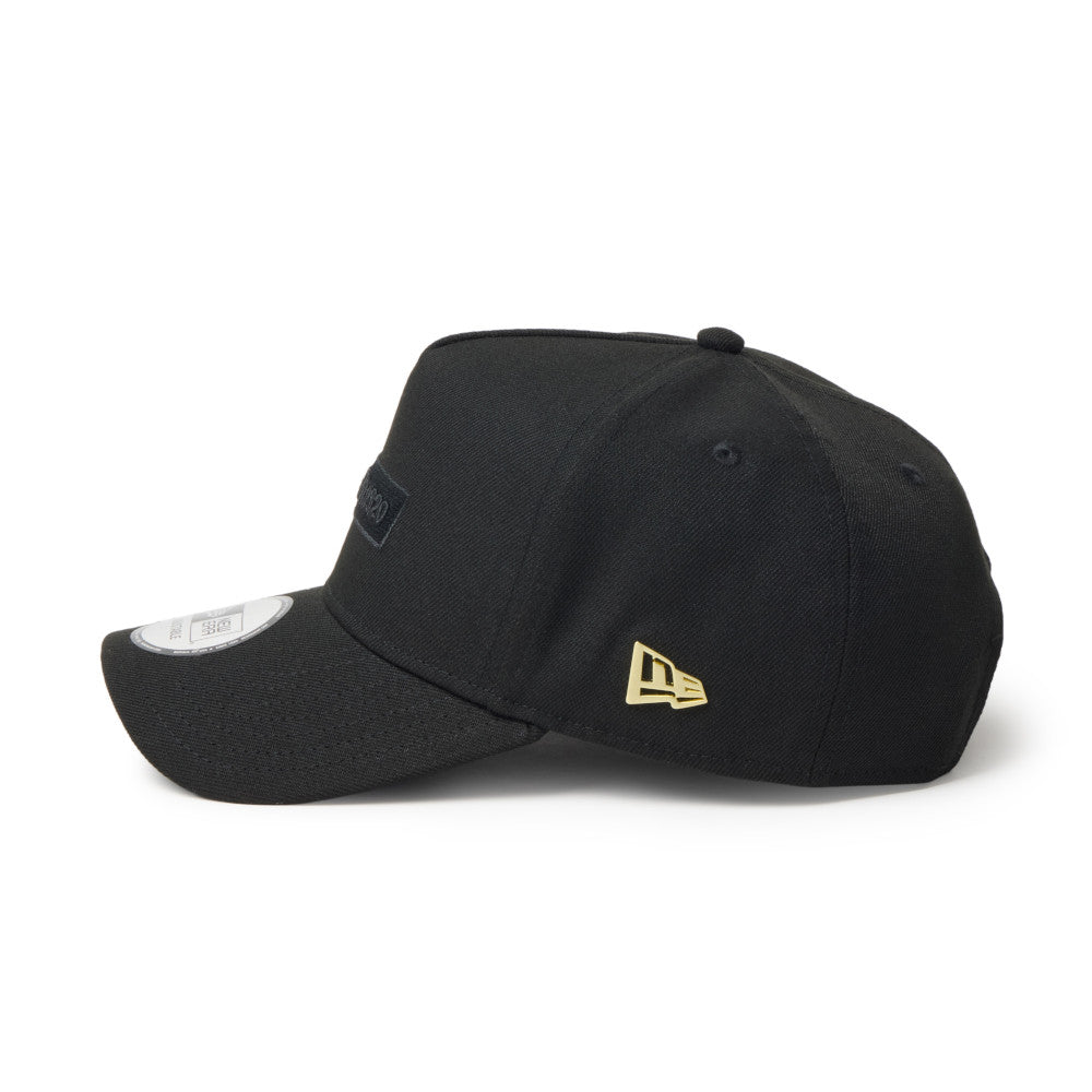 New Era 9FORTY A-Frame Metal Flag NE1920 Black Gold Adjustable Cap