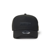 New Era 9FORTY A-Frame Metal Flag NE1920 Black Gold Adjustable Cap