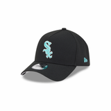 New Era 9FORTY A-Frame Chicago White Sox Black and Seaglass World Series Adjustable Cap