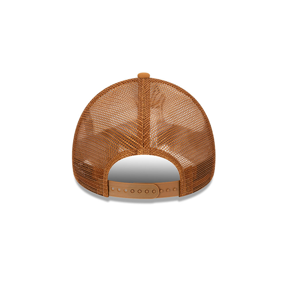 New Era 9FORTY A-Frame New York Yankees Earthtones World Series White Toasted Peanut Trucker Cap