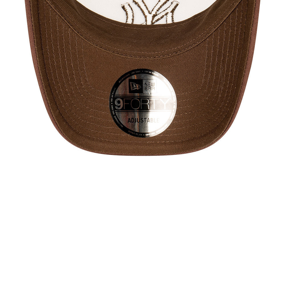 New Era 9FORTY A-Frame New York Yankees Earthtones World Series White Walnut  Trucker Cap