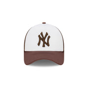 New Era 9FORTY A-Frame New York Yankees Earthtones World Series White Walnut  Trucker Cap
