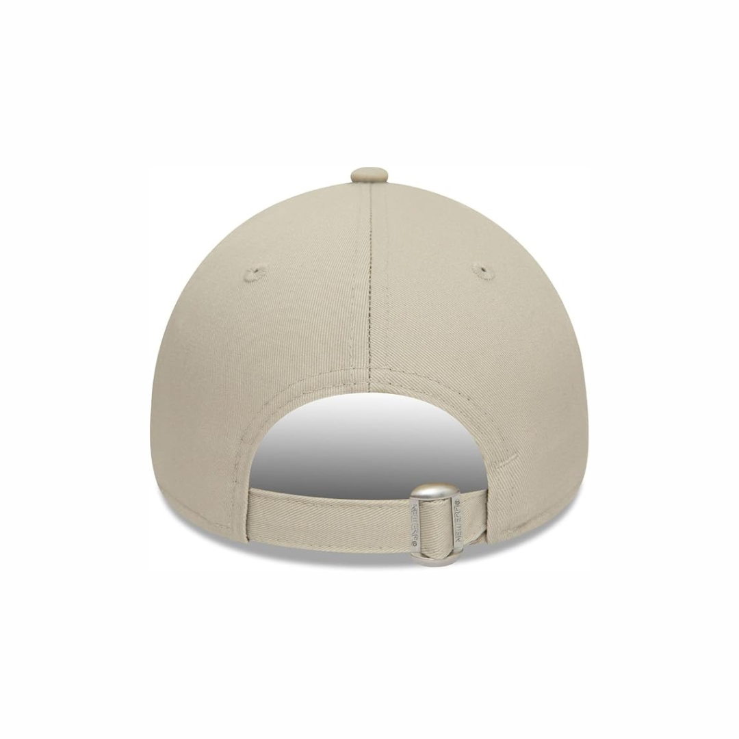 New Era 9FORTY Vespa Seasonal Colour Ivory Adjustable Cap