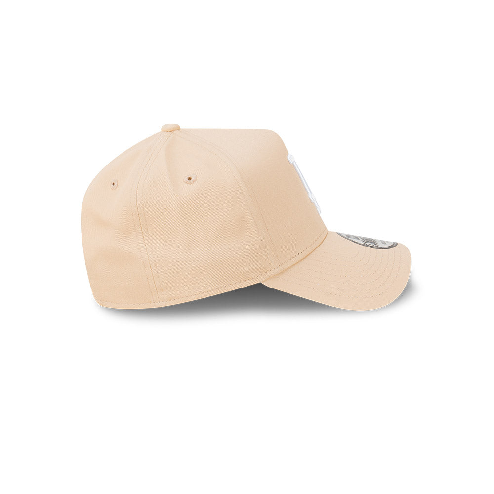 New Era 9FORTY A-Frame Los Angeles Dodgers MLB Oat Milk Snapback Cap