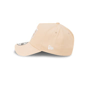 New Era 9FORTY A-Frame Las Vegas Raiders NFL Oat Milk Snapback Cap
