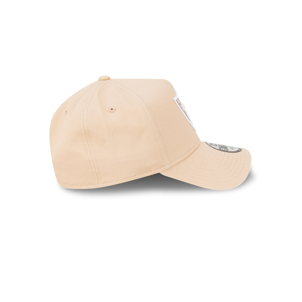 New Era 9FORTY A-Frame Las Vegas Raiders NFL Oat Milk Snapback Cap
