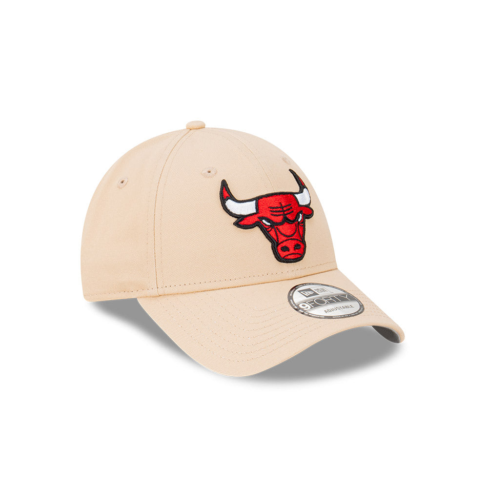New Era 9FORTY Chicago Bulls Oatmilk Snapback Cap